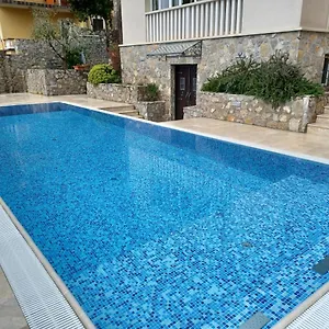 4* Hotel Abalone Dramalj